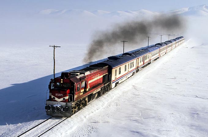 Karlar Altında Kars Yolu