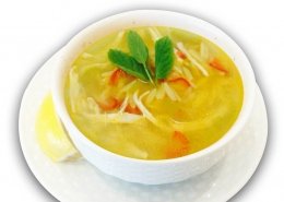 Alazade Restoran Tavuk Suyu Çorbası